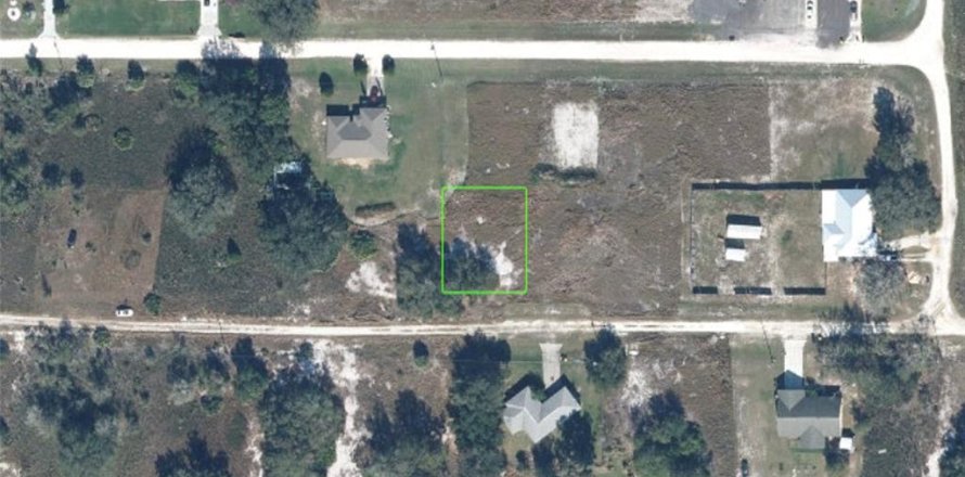 Land in Avon Park, Florida № 2161962