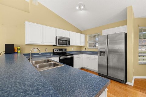 Villa ou maison à vendre à Poinciana, Floride: 3 chambres, 145.95 m2 № 2398793 - photo 13