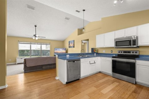 Villa ou maison à vendre à Poinciana, Floride: 3 chambres, 145.95 m2 № 2398793 - photo 14