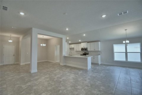 Casa en venta en Auburndale, Florida, 3 dormitorios, 183.02 m2 № 2215225 - foto 4