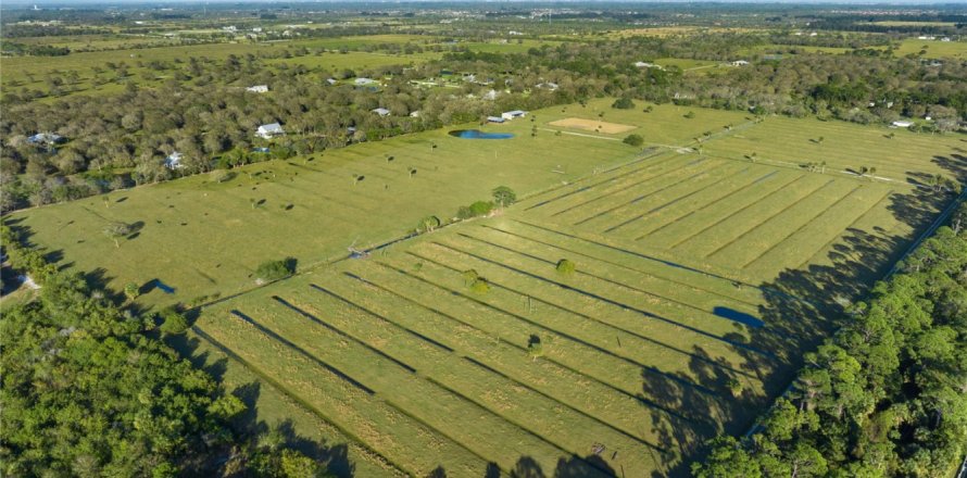 Land in Vero Beach, Florida № 890323