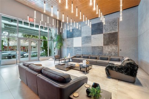 Купить кондоминиум в Майами, Флорида 1 спальня, 81.48м2, № 1985757 - фото 18