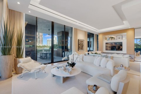 Condo in Miami Beach, Florida, 4 bedrooms  № 2053899 - photo 8