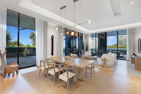 Condo in Miami Beach, Florida, 4 bedrooms  № 2053899 - photo 6