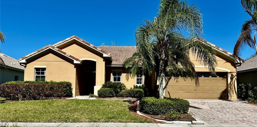 Casa en BELLALAGO en Kissimmee, Florida 4 dormitorios, 188.96 m2 № 1798321