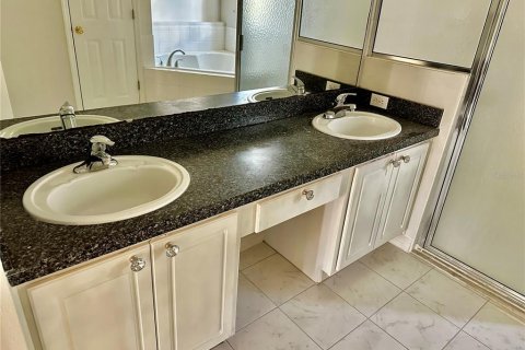 Casa en venta en Kissimmee, Florida, 4 dormitorios, 188.96 m2 № 1798321 - foto 11