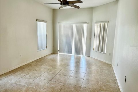 Casa en venta en Kissimmee, Florida, 4 dormitorios, 188.96 m2 № 1798321 - foto 8