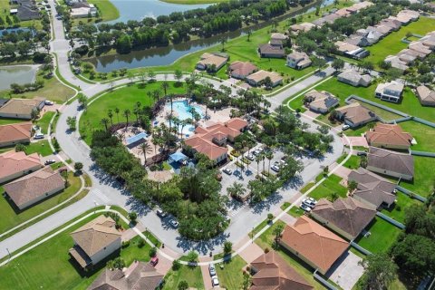 Casa en venta en Kissimmee, Florida, 4 dormitorios, 188.96 m2 № 1798321 - foto 28