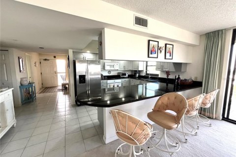 Condominio en alquiler en Saint Pete Beach, Florida, 3 dormitorios, 183.02 m2 № 1824729 - foto 30