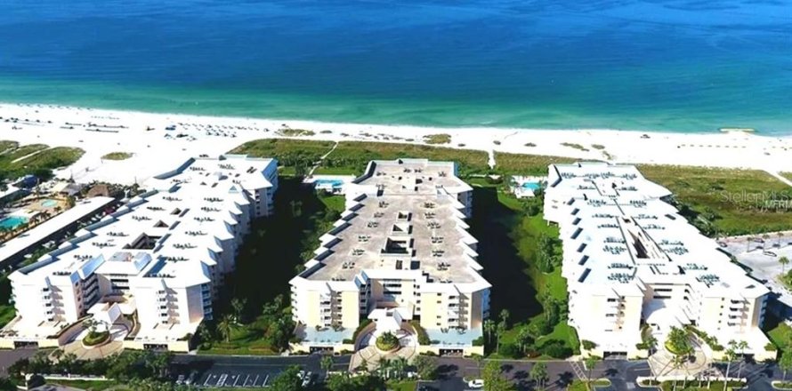 Condo à Saint Pete Beach, Floride, 3 chambres № 1824729