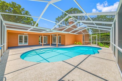 Casa en venta en Safety Harbor, Florida, 4 dormitorios, 204.94 m2 № 1807385 - foto 4