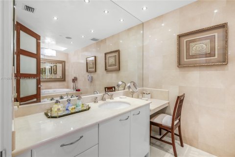 Copropriété à vendre à Aventura, Floride: 3 chambres, 314.47 m2 № 1458792 - photo 17