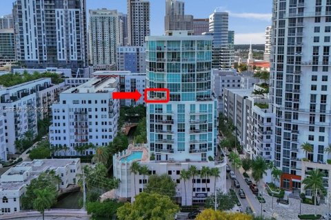 Condo in Fort Lauderdale, Florida, 2 bedrooms  № 2001600 - photo 2