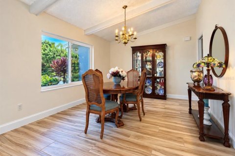 Villa ou maison à vendre à Largo, Floride: 3 chambres, 179.39 m2 № 2432713 - photo 11