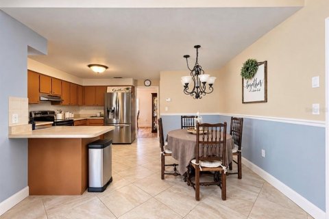 Villa ou maison à vendre à Largo, Floride: 3 chambres, 179.39 m2 № 2432713 - photo 24