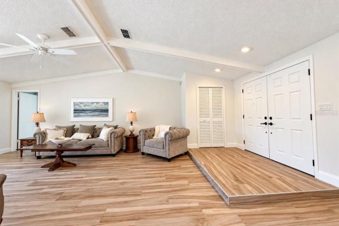 Villa ou maison à vendre à Largo, Floride: 3 chambres, 179.39 m2 № 2432713 - photo 13