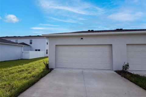 Touwnhouse à vendre à Apopka, Floride: 3 chambres, 163.04 m2 № 2305141 - photo 22