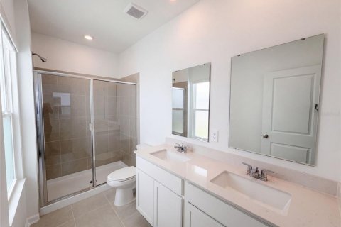 Touwnhouse à vendre à Apopka, Floride: 3 chambres, 163.04 m2 № 2305141 - photo 15