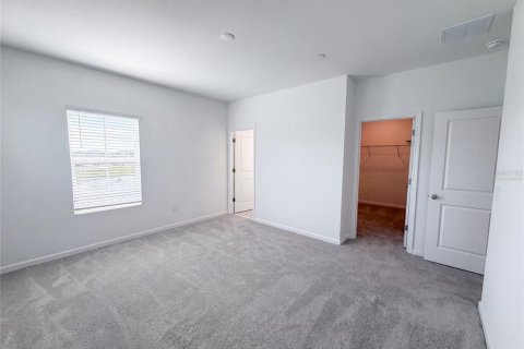 Touwnhouse à vendre à Apopka, Floride: 3 chambres, 163.04 m2 № 2305141 - photo 4