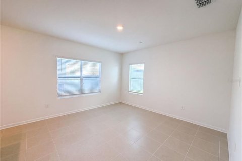 Touwnhouse à vendre à Apopka, Floride: 3 chambres, 163.04 m2 № 2305141 - photo 7