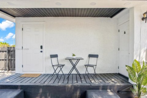 Villa ou maison à vendre à Miami, Floride: 4 chambres, 112.41 m2 № 1998449 - photo 10