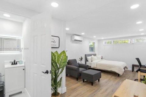 Villa ou maison à vendre à Miami, Floride: 4 chambres, 112.41 m2 № 1998449 - photo 25