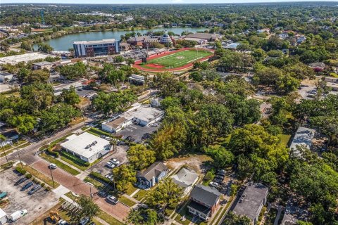 Immobilier commercial à louer à Orlando, Floride: 151.9 m2 № 2166681 - photo 8