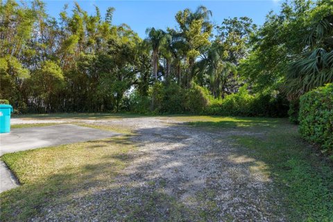Immobilier commercial à louer à Orlando, Floride: 151.9 m2 № 2166681 - photo 4