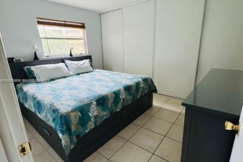 Снять в аренду кондоминиум в Дания-Бич, Флорида 2 спальни, 87.79м2, № 2006128 - фото 19