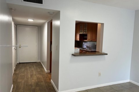 Снять в аренду кондоминиум в Дания-Бич, Флорида 2 спальни, 87.79м2, № 2006128 - фото 7