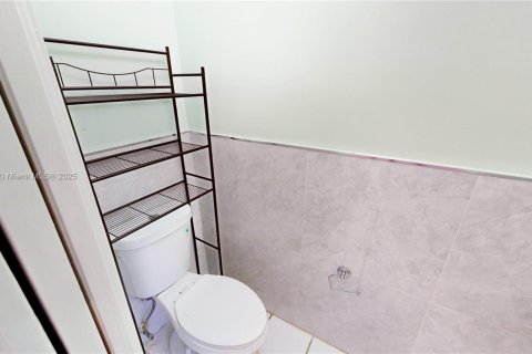 Condominio en venta en Homestead, Florida, 3 dormitorios, 134.89 m2 № 1975664 - foto 12