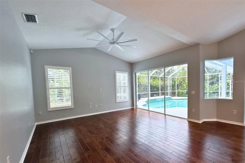 House in Sarasota, Florida 3 bedrooms, 221.48 sq.m. № 2222410 - photo 13