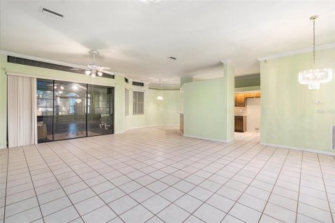 House in Land O' Lakes, Florida 3 bedrooms, 188.59 sq.m. № 1625360 - photo 6