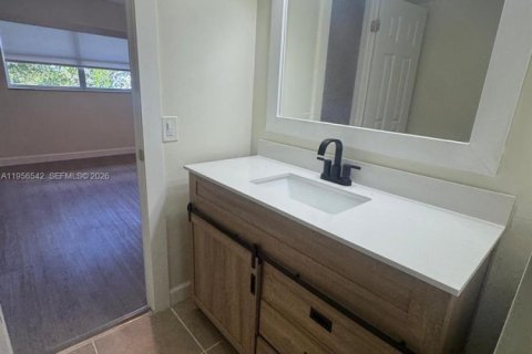 Купить кондоминиум в Санрайз, Флорида 2 спальни, 78.97м2, № 2010805 - фото 6