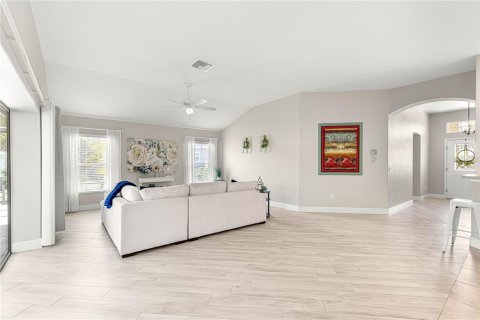 Casa en venta en The Villages, Florida, 3 dormitorios, 185.25 m2 № 1650292 - foto 12