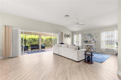 Casa en venta en The Villages, Florida, 3 dormitorios, 185.25 m2 № 1650292 - foto 7