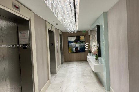 Снять в аренду кондоминиум в Авентура, Флорида 3 спальни, 173.26м2, № 2081436 - фото 17