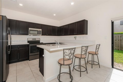 Touwnhouse à vendre à Homestead, Floride: 3 chambres, 154.12 m2 № 1840699 - photo 12