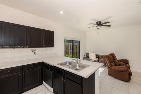 Touwnhouse à vendre à Homestead, Floride: 3 chambres, 154.12 m2 № 1840699 - photo 14
