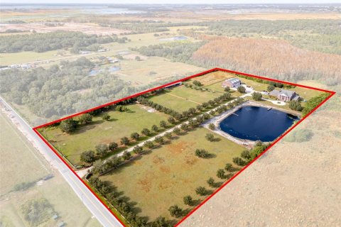 Terreno en venta en Saint Cloud, Florida № 1722472 - foto 1