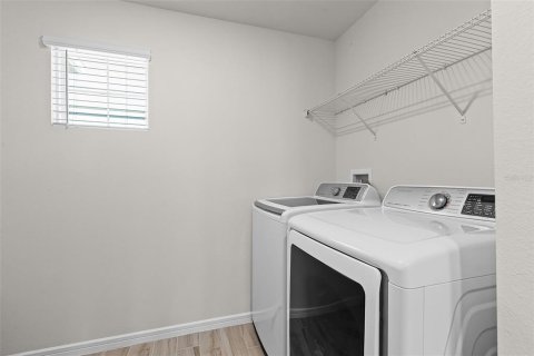 Casa en venta en Winter Garden, Florida, 5 dormitorios, 346.06 m2 № 1886979 - foto 20