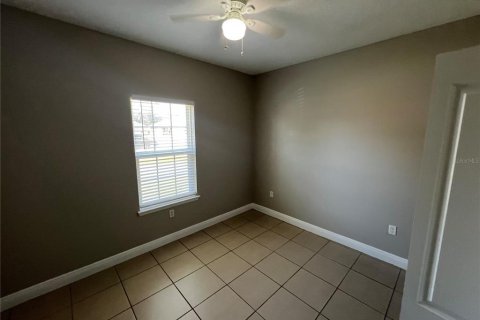 Villa ou maison à vendre à Kissimmee, Floride: 3 chambres, 146.6 m2 № 2215622 - photo 7