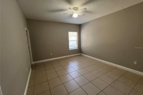 Villa ou maison à vendre à Kissimmee, Floride: 3 chambres, 146.6 m2 № 2215622 - photo 8