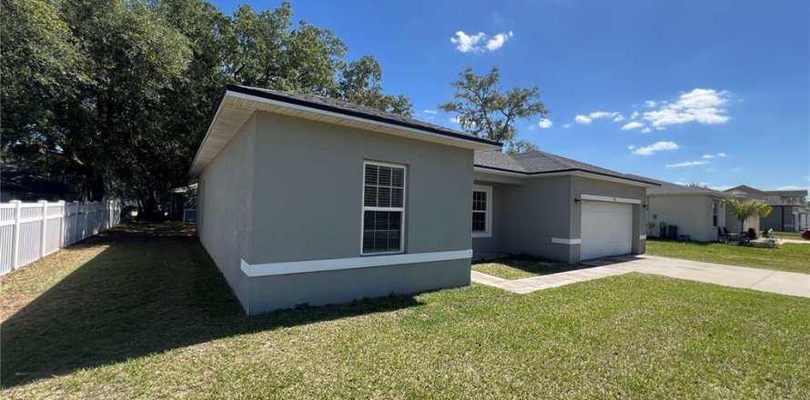 Villa ou maison à Kissimmee, Floride 3 chambres, 146.6 m2 № 2215622