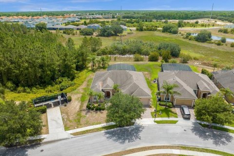 Villa ou maison à vendre à Davenport, Floride: 6 chambres, 271.74 m2 № 1649497 - photo 2