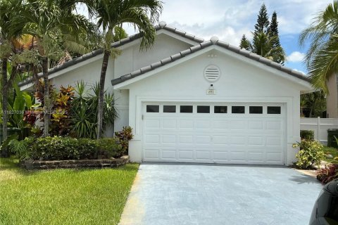 Casa en venta en Pembroke Pines, Florida, 4 dormitorios, 140.28 m2 № 1807069 - foto 1