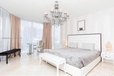 Снять в аренду кондоминиум в Санни-Айлс-Бич, Флорида 2 спальни, 147.71м2, № 1982704 - фото 20