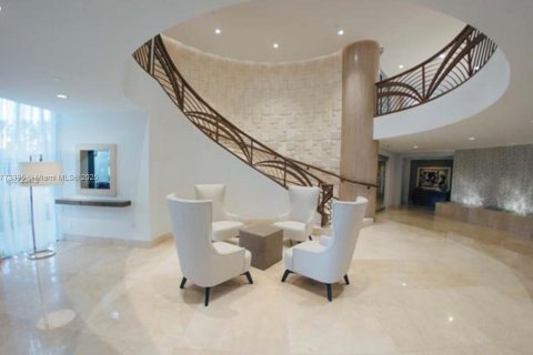 Снять в аренду кондоминиум в Санни-Айлс-Бич, Флорида 2 спальни, 147.71м2, № 1982704 - фото 7