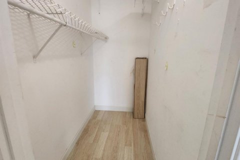 Купить кондоминиум в Дирфилд-Бич, Флорида 3 комнаты, 76.18м2, № 2083737 - фото 12