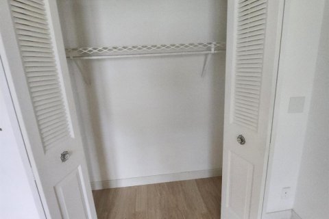 Купить кондоминиум в Дирфилд-Бич, Флорида 3 комнаты, 76.18м2, № 2083737 - фото 14